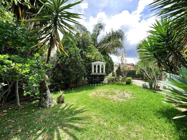Imagem 3: Casa com 4 Dormitórios À Venda, 341 M² por R$ 1.600.000,00 - Várzea - Teresópolis/Rj