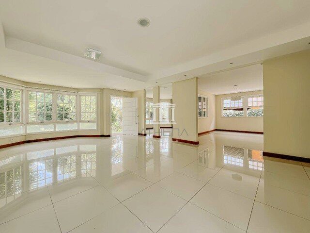 Imagem 6: Casa com 4 Dormitórios À Venda, 341 M² por R$ 1.600.000,00 - Várzea - Teresópolis/Rj