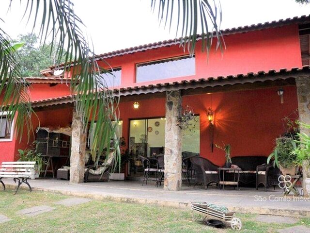 Imagem: Casa com 4 Dormitórios À Venda, 947 M²