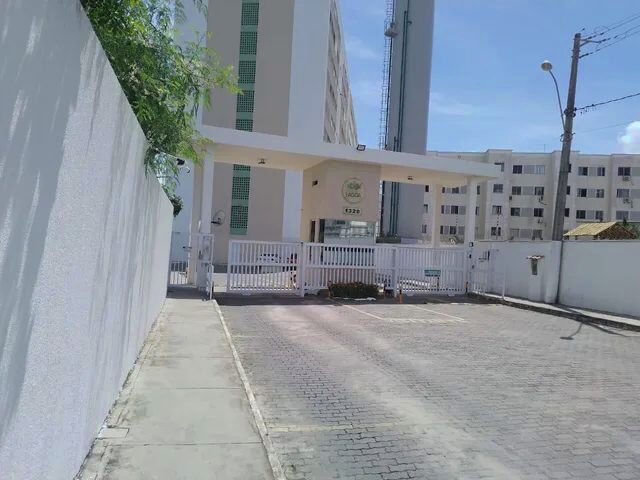 Imagem 1: Apartamento 2/4 Sendo 1 Suíte Varanda Mobiliado no Centro - Lauro de Freitas