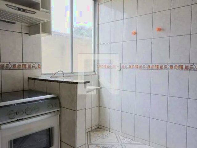 Imagem 2: Apartamento para Aluguel - Cabral, 2 Quartos, 45 M2