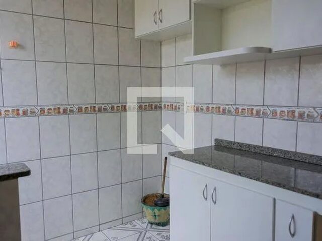 Imagem 1: Apartamento para Aluguel - Cabral, 2 Quartos, 45 M2