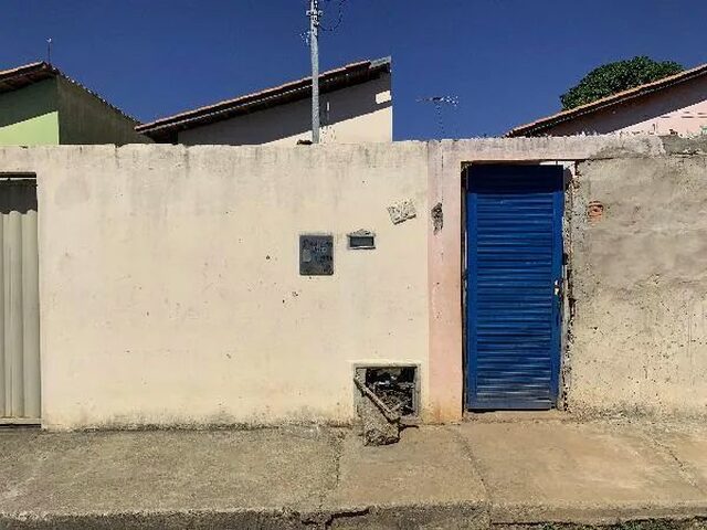 Imagem: Varzea da Palma - Casa Padrão