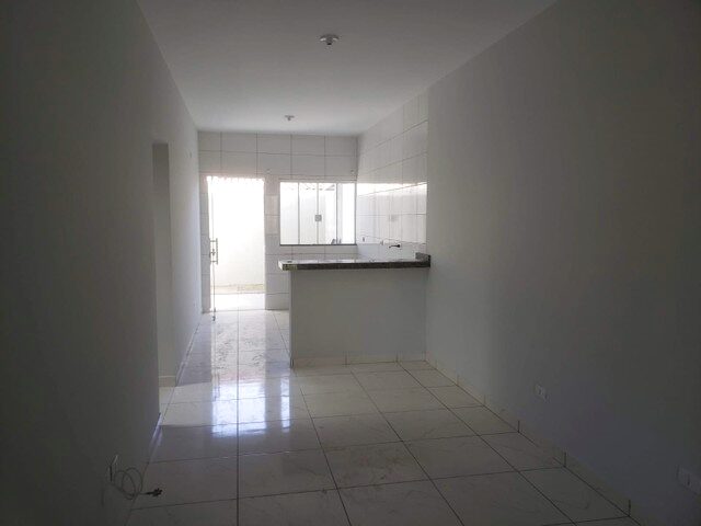 Imagem 9: Casa para Aluguel com 75 Metros Quadrados com 3 Quartos