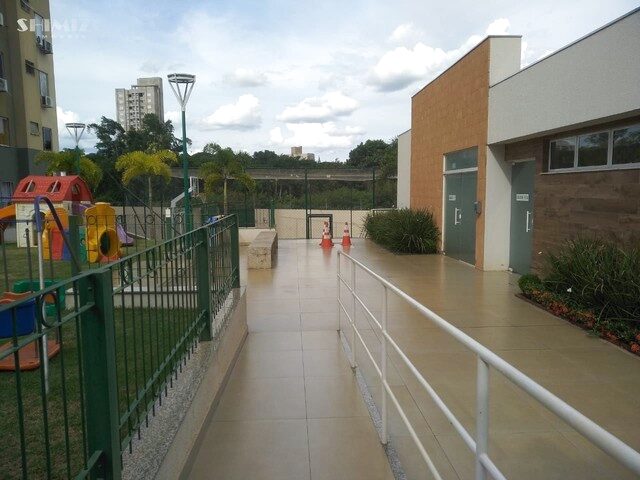 Imagem 4: Apartamento para Venda Possui 68 Metros Quadrados com 3 Quartos em Vila Bosque - Maringá