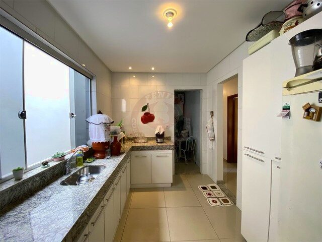 Imagem 2: Ipatinga - Apartamento Padrão - Caravelas