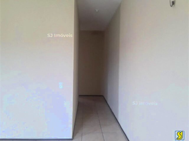Imagem 4: Apartamento Compacto com Varanda e Custo Acessível no Jardim Cearense