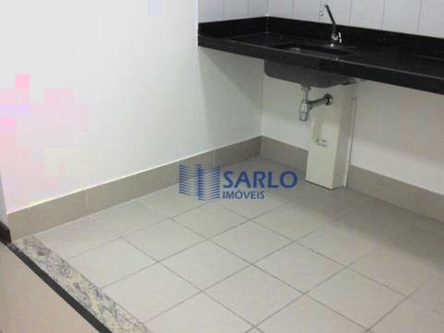 Imagem 14: À Venda Imóvel Comercial - Sala Ampla em Excelente Local com Splits e 5 Vagas de Garagem