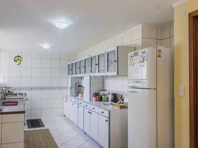 Imagem 6: Porto Alegre - Casa Padrão - Sarandi