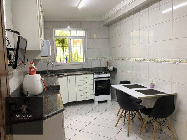 Imagem 6: Casa com 4 Dormitórios À Venda, 210 M² por R$ 750.000,00 - Cocal - Vila Velha/Es