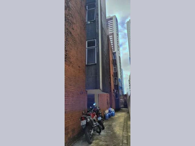 Imagem 2: Apartamento À Venda com 2 Quartos na Madalena