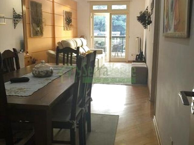 Imagem: O apartamento possui 3 Dormitórios, 1 Suíte, 1 Banheiro,