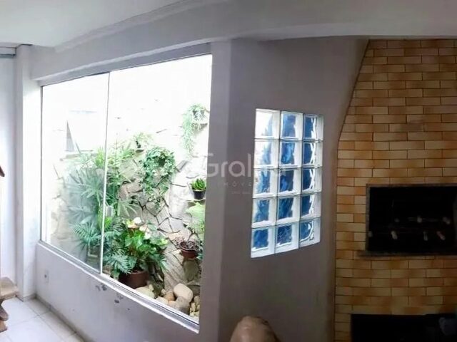 Imagem 11: Casa para Venda em Florianópolis, Vargem do Bom Jesus, 4 Dormitórios, 2 Suítes, 3