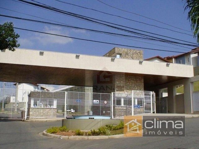 Imagem: A casa possui 2 Dormitórios, 1 Suíte, 2 Banheiros, 2