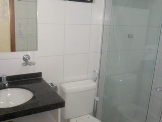 Imagem 8: Lindo Apto. com 02 Quartos Sendo 01 Suite, Varanda, Sala,Cozinha, Area de Serviço. Imovel