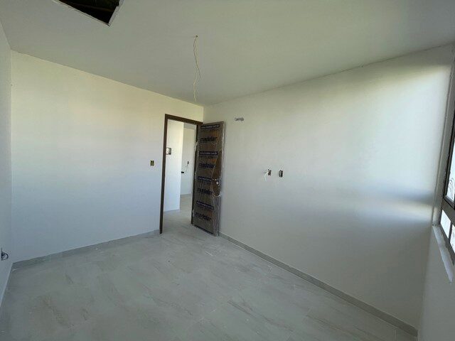 Imagem 10: Apartamento em Intermares com 1 Quarto, Lazer na Cobertura, 250 Metros do Mar