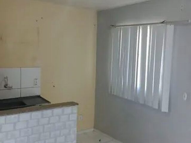 Imagem: O quarto está localizado em Vila de Abrantes, Camaçari