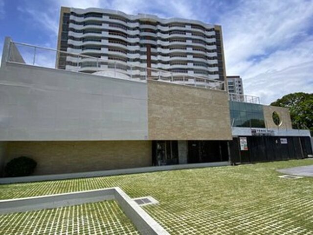 Imagem: O apartamento possui 3 Dormitórios, 2 Suítes, 5