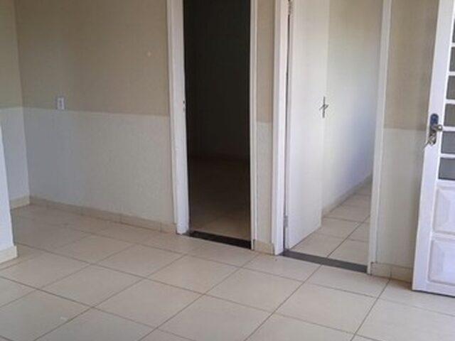 Imagem 7: Aluga-Se para Casa Sem Filhos, Apartamento com 2 Quartos, Quadra 601, Preço R$ 650,00