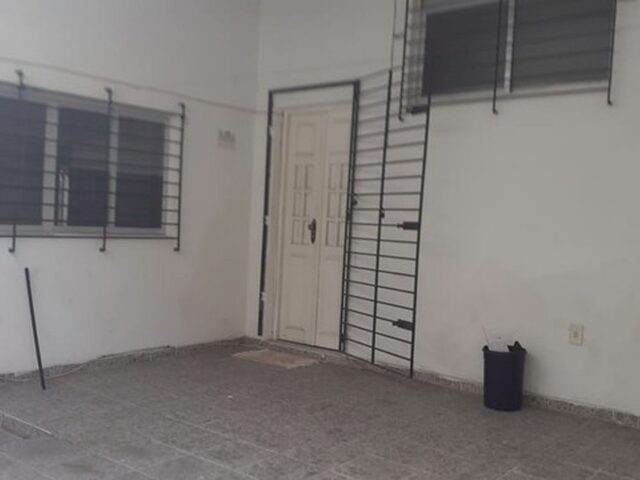 Imagem 16: Imbiribeira- Casa Térrea e 1° Andar, com 4 Quartos 1 Suíte, Copa-Cozinha, Portão