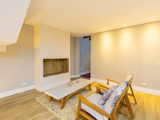 Imagem 15: Sobrado Triplex em Condomínio À Venda, 3 Quartos/Suítes, 2 Vagas Cobertas, 222 M²