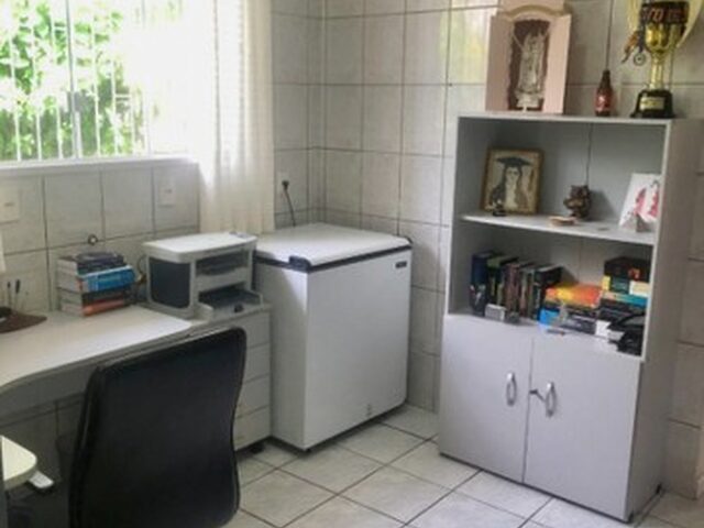 Imagem 16: Casa Linda com 5 Quartos no Saco dos Limôes