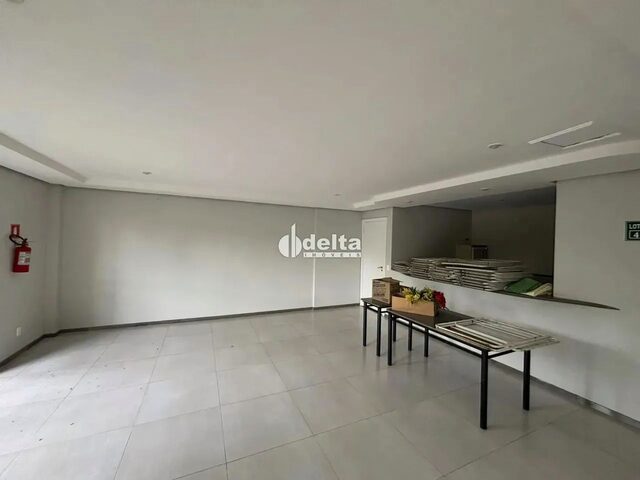 Imagem 5: Apartamento com 4 Quartos, Sendo Uma Suíte Disponível para Venda no Bairro Martins Em