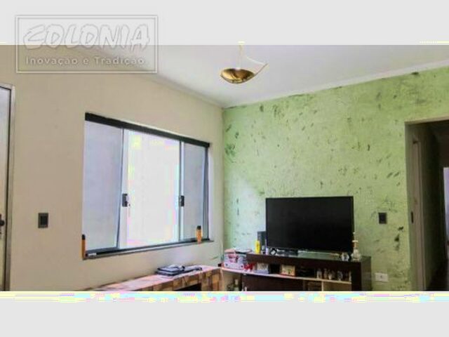 Imagem: A casa possui 3 Dormitórios, 1 Suíte, 3 Banheiros,