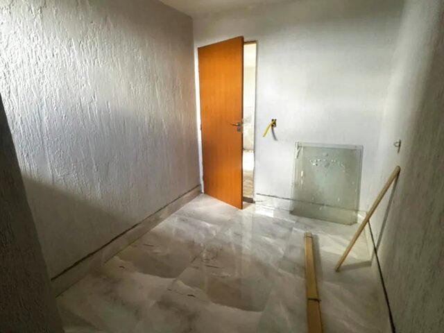 Imagem 8: Vendo Apartamento Recém Reformado no Riacho 1, 2 Quartos, Comercial