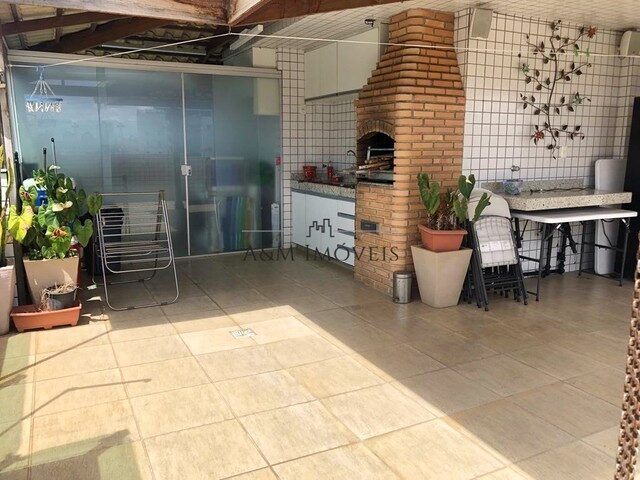 Imagem: O apartamento possui 4 Dormitórios, 2 Suítes, 3