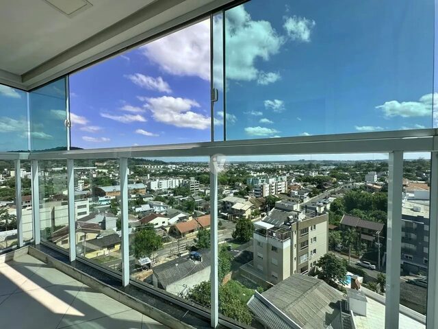 Imagem 16: Lindo Apartamento de 2 Dormitórios com 2 Vagas, Semi-Mobiliado!