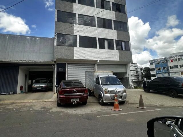 Imagem 9: Vendo Apartamento Recém Reformado no Riacho 1, 2 Quartos, Comercial