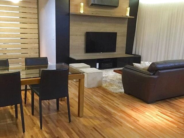 Imagem: O apartamento possui 2 Dormitórios, 1 Suíte, 2 Banheiros,