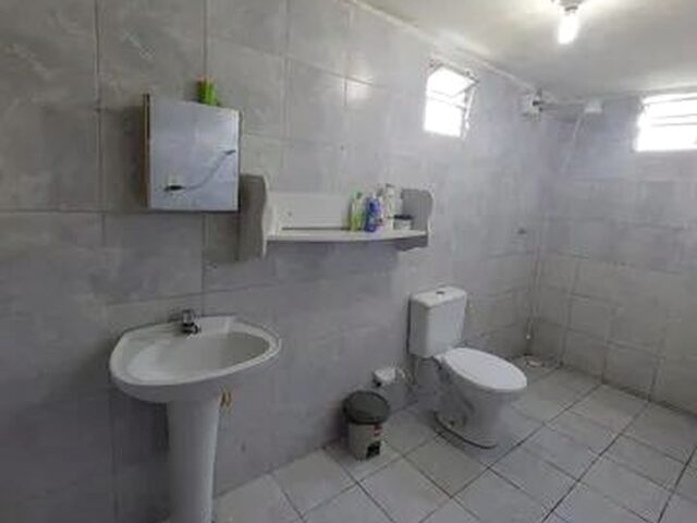 Imagem 6: Casa Fora de Condomínio em Aldeia