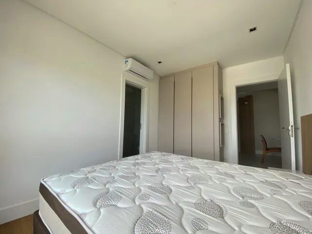 Imagem 11: Cobertura Duplex para Aluguel Tem 260 Metros Quadrados com 3 Quartos em Jurerê