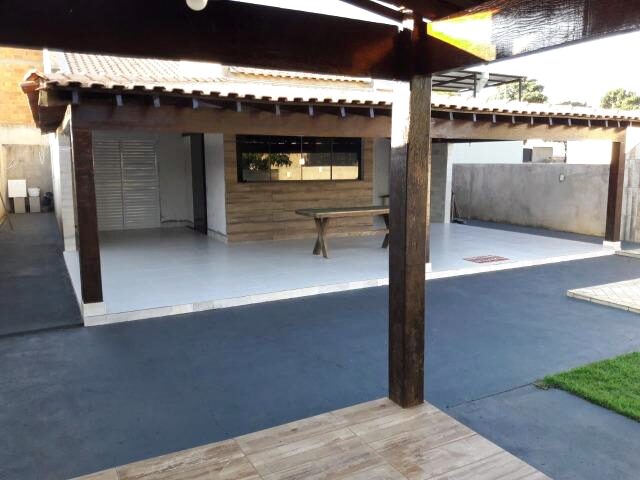 Imagem: Rancho em Paulicéia