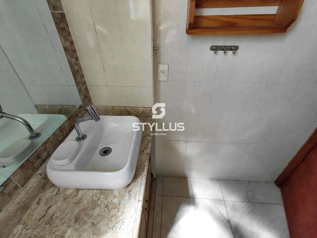 Imagem 3: Apartamento Quarto e Sala com Dependência Completa e Vaga de Garagem! M83S