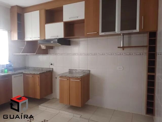 Imagem 9: Sobrado para Aluguel 3 Quartos 1 Suíte 4 Vagas Utinga - Santo André...
