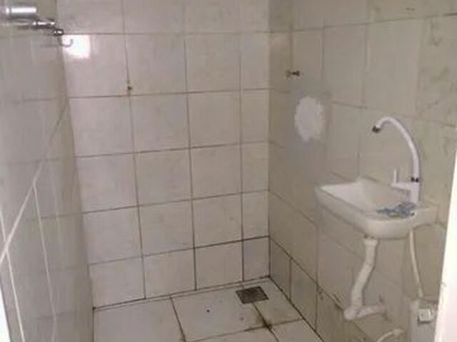 Imagem 10: Alugo Casa ( Não Tem Garagem