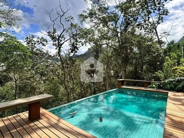 Imagem 10: Casa para Venda com 4 Quartos, 6540M² - Araras - Petrópolis/Rj