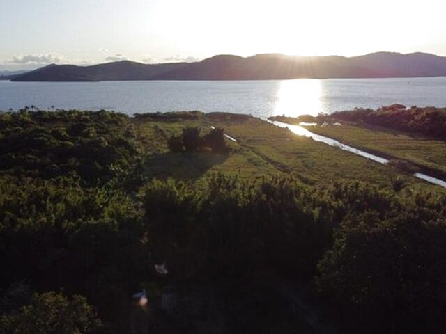 Imagem 4: Terreno a Venda com Fundos para a Lagoa
