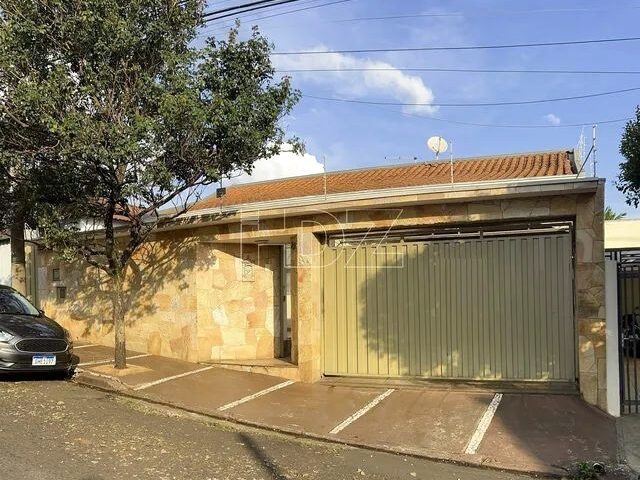 Imagem: Araraquara - Casa Padrão - Centro