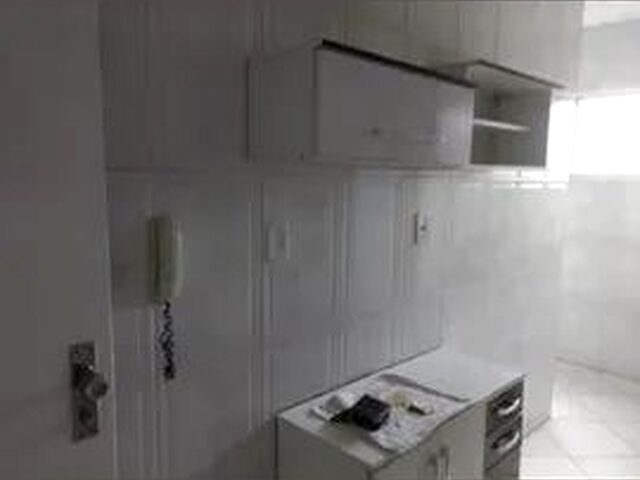Imagem: O apartamento possui 3 Dormitórios, 2 Banheiros e está