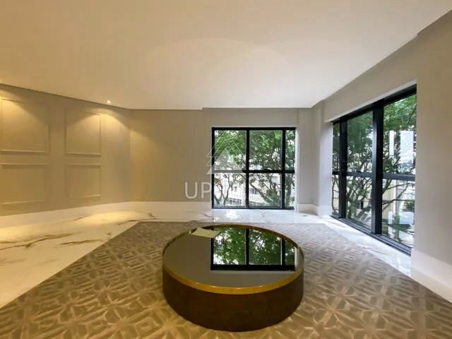 Imagem 16: Apartamento com 5 Dormotórios Sendo 3 Suítes para Locação no Batel!