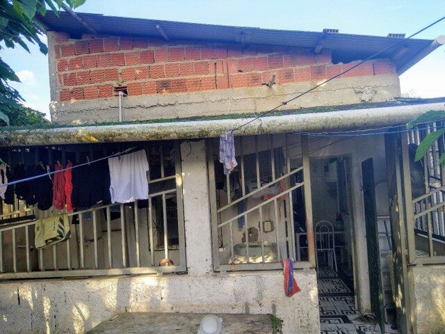 Imagem 2: Vendo Uma Casa no Iguape