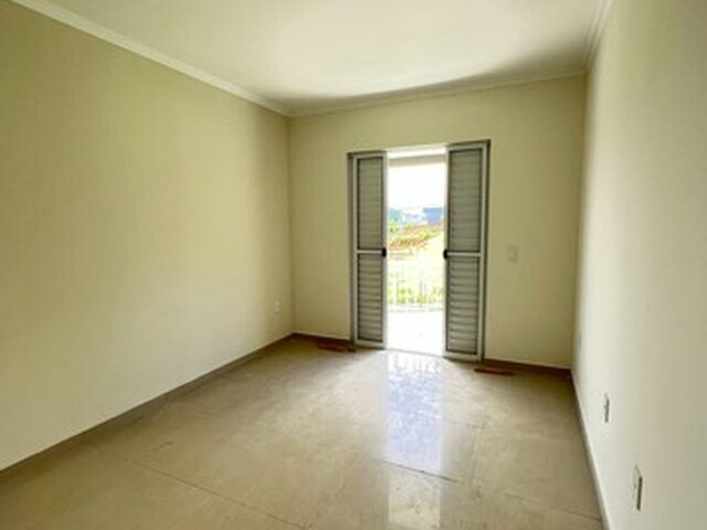 Imagem 2: Casa para Venda Tem 90 Metros Quadrados com 3 Quartos em Maria Céu -...