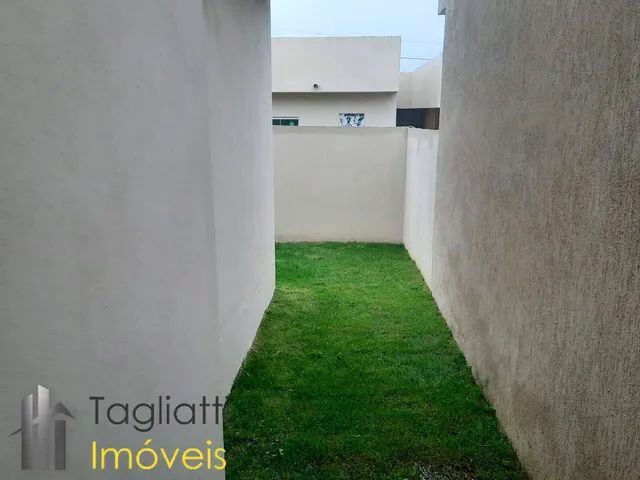 Imagem 14: Imóvel com Arquitetura Moderna no Bairro Areal - Araruama/Rj