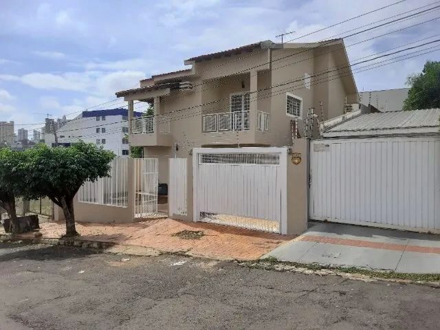 Imagem: Vende-Se Sobrado no Bairro Vila Rosa Pires