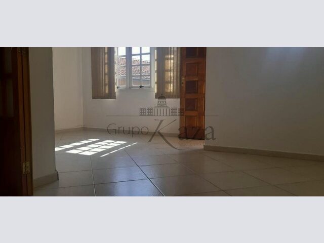 Imagem: Jacareí - Casa de Condomínio - Jardim