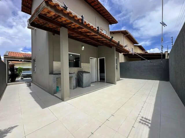 Imagem 16: Casa Duplex, com 4 Quartos, Quintal, Projetados, Energia Solar, R$ 800.000,00